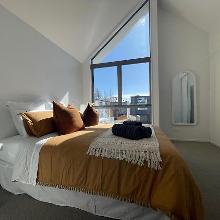 Inner City Luxury With Free Parking Christchurch Exterior photo