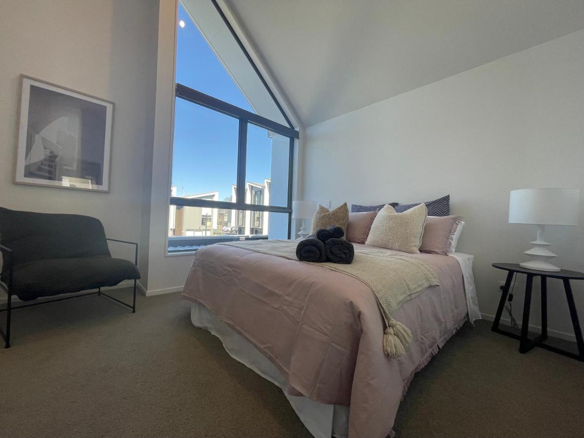 Inner City Luxury With Free Parking Christchurch Exterior photo