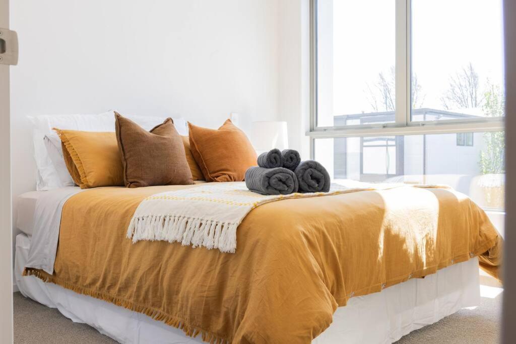 Inner City Luxury With Free Parking Christchurch Exterior photo