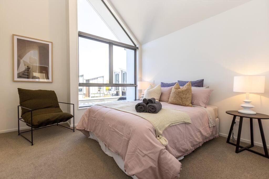 Inner City Luxury With Free Parking Christchurch Exterior photo
