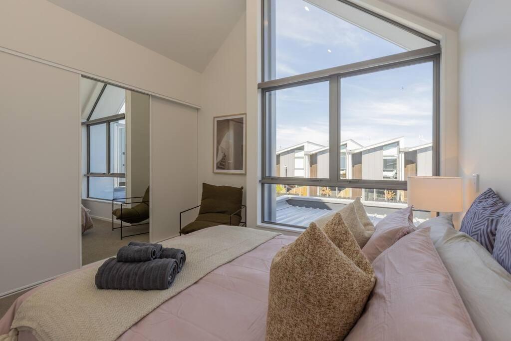 Inner City Luxury With Free Parking Christchurch Exterior photo